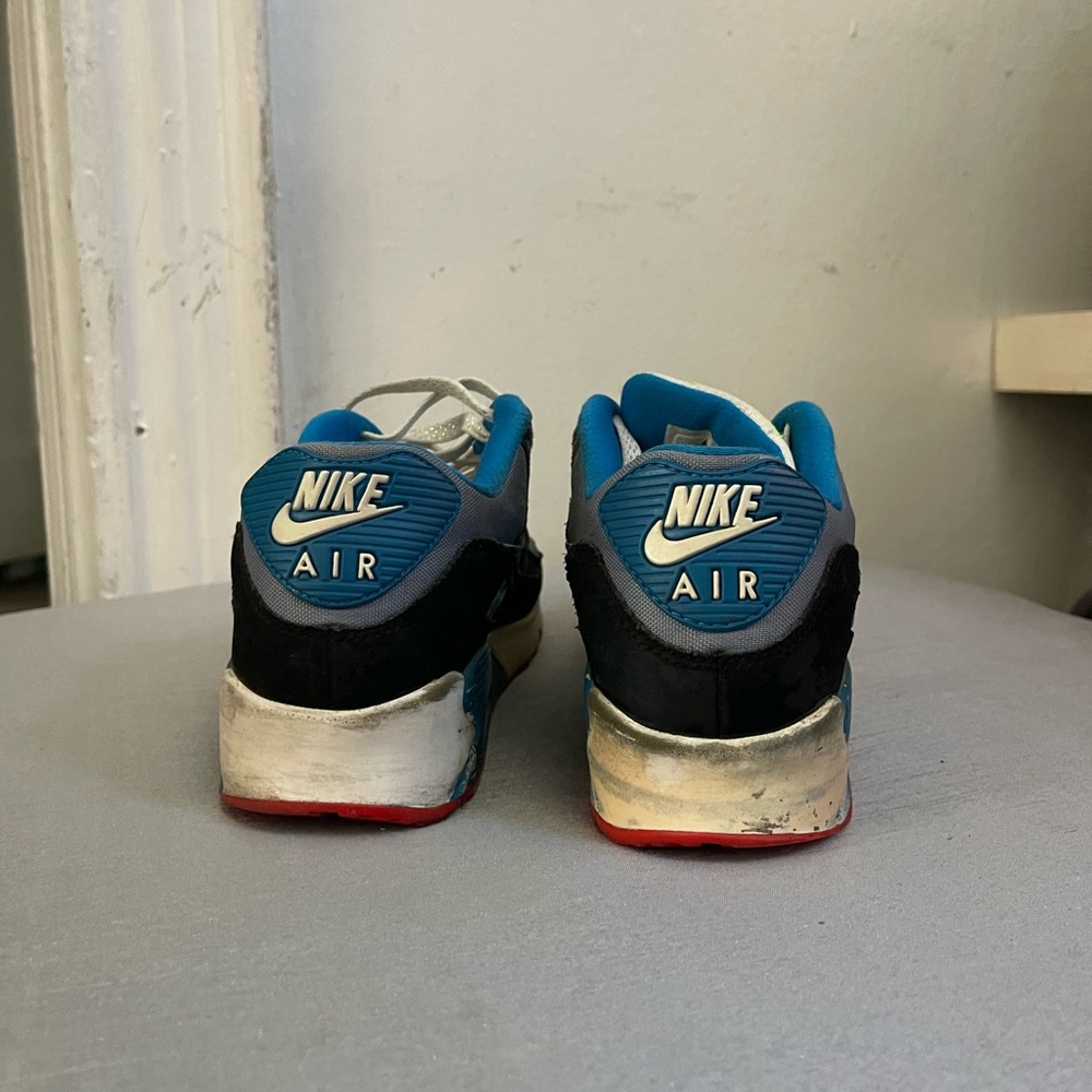 Nike air.